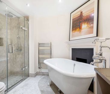 An elegant Grade II listed Georgian townhouse in the heart of Richmond - Photo 6