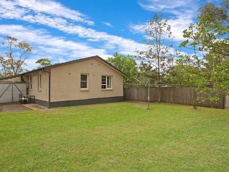 Home For Rent - Photo 5