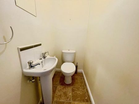 2 bedroom terraced house to rent - Photo 5