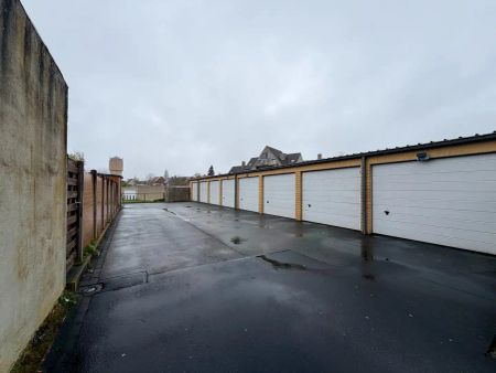 Instapklare woning met 2 slaapkamers en diepe tuin te Roeselare! - Foto 5