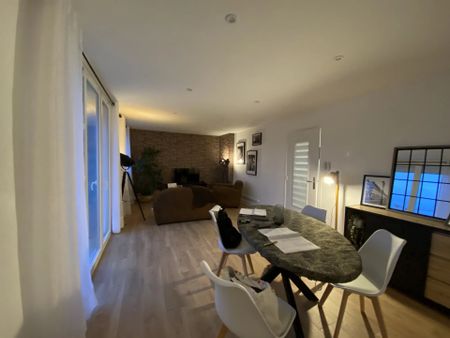 Location Appartement 4 pièces 75m² VALENCE 26000 - Photo 2