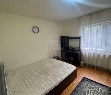 Apartament de Închiriere 4 camere, APCJ360486 - Fotografie 2