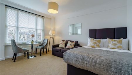 Elegant Studio Apartment in the Heart of Mayfair, W1J 5NA - Photo 3
