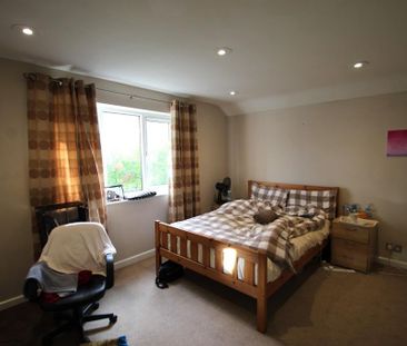 5 bedroom townhouse to rent - Photo 6