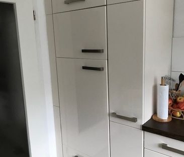 *** Attraktive 3-Zi.-Whg. in Schlossparknähe sucht nette Bewohner! *** - Photo 2