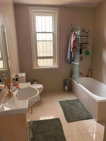 Marrickville - Photo 2