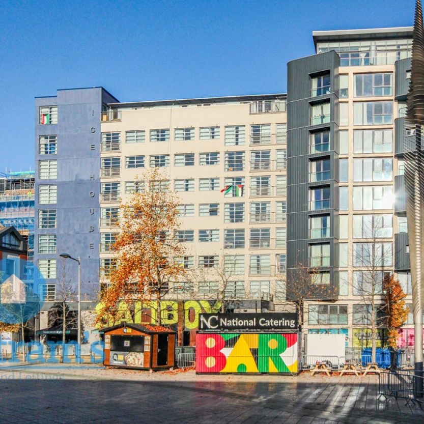 2 bed Apartment for Rent - Photo 1