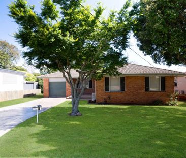 Spacious Family Living in Sought-After East Toowoomba - Photo 1