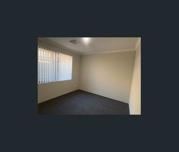 Spacious Family Living Made Easy - Photo 1