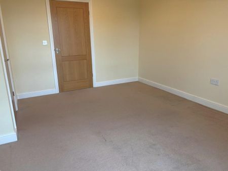2 bedroom maisonette to rent - Photo 3