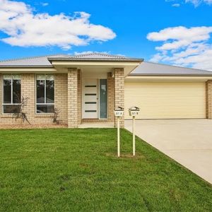 Privacy & Peace! - Photo 2