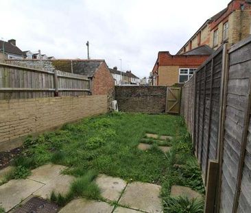 Balmoral Road, Gillingham, ME7 - Photo 6