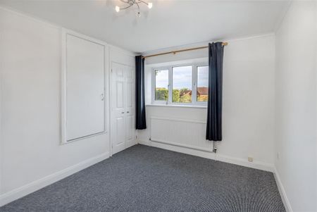 2 bedroom semi-detached house to rent - Photo 4