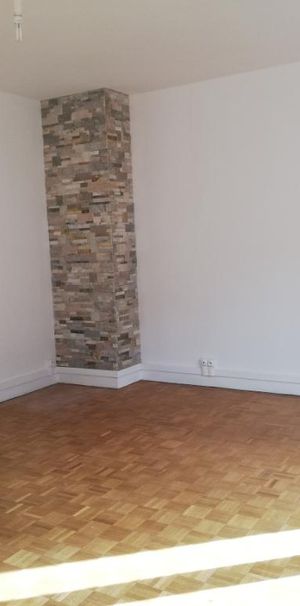 Location Appartement 3 pièces 61m² - Photo 1