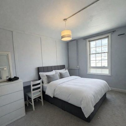 Room in a Shared Flat, Tower Bridge Road, SE1 - Photo 1