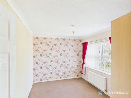 3 bedroom semi-detached house to rent - Photo 2