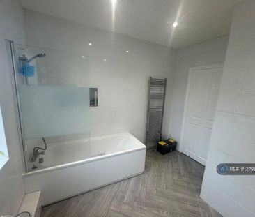 3 bedroom maisonette to rent - Photo 6