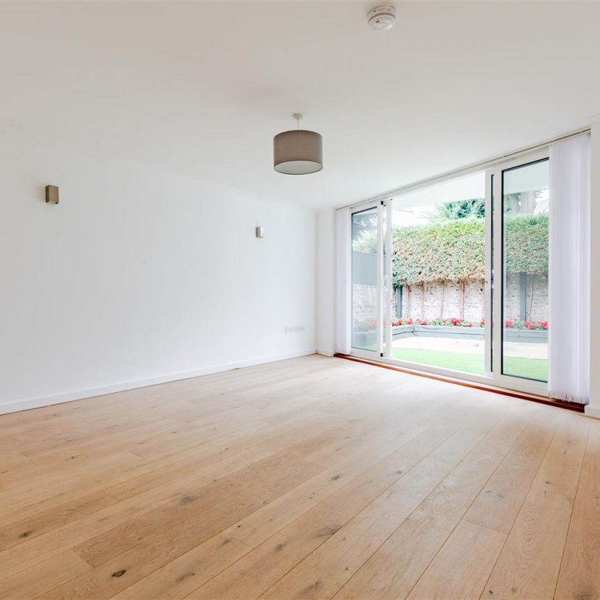 Vallance Road, Hove - Photo 1