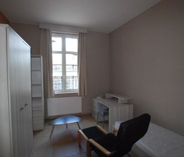 Bemeubelde studentenkamer in gerenoveerd complex-kamergebouw Leuven... - Foto 1