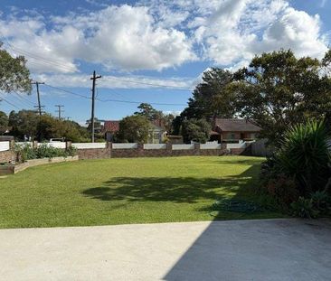 Sunny Quiet Renovated 3-bedroom Home in a Prime Location! - Photo 6