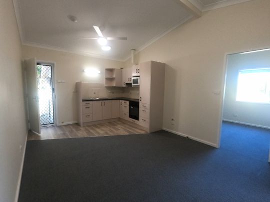Ticks all boxes and at an affordable price! - Photo 1