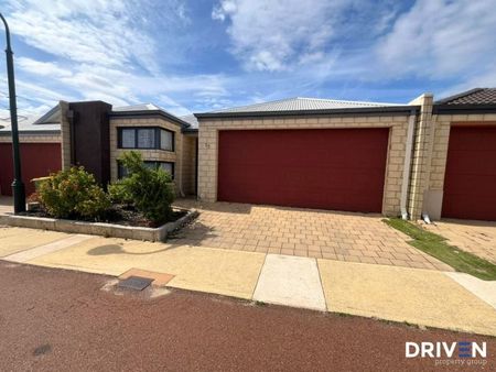 Low-Maintenance Living in a Quiet Hammond Park Complex! - Photo 5