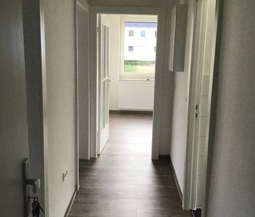 Neue Wohnung gesucht? Sanierte 2-Zimmer-Wohnung in grüner Lage! - Photo 1