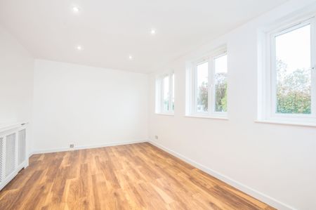 3 bedroom townhouse to rent - Photo 2