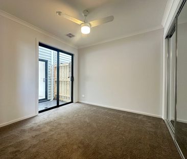 Family Home in Clyde North - Photo 3