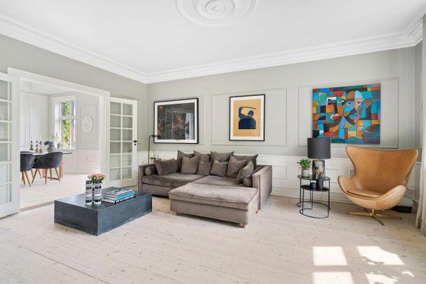 Femte Juni Plads er lige så smuk som grundloven... - Photo 1