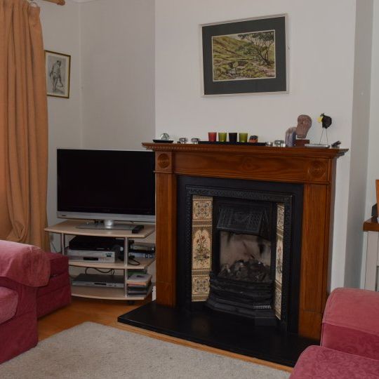 Room for rent in 3-bedroom apartment in Raheny, Dublin - Photo 1