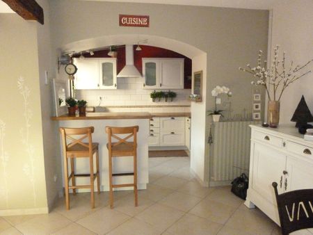 Location Maison 5 pièces 92m² COGNAC 16100 - Photo 2