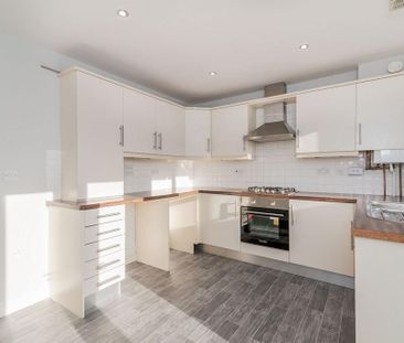 2 bedroom terraced house to rent - Photo 6