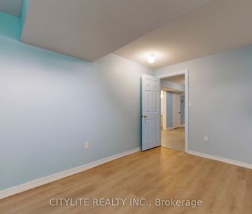 39 Kimble Avenue #Lower - Photo 2