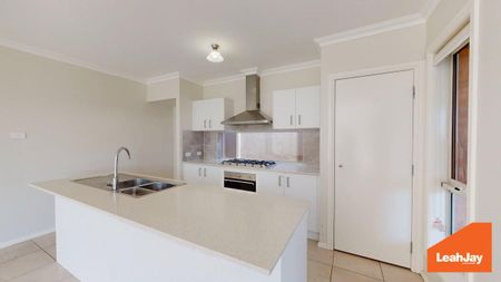 7 Ellerton Avenue, North Rothbury NSW 2335 - Photo 3