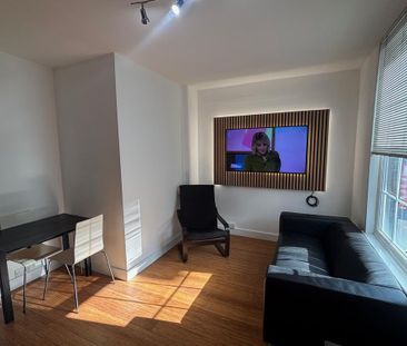 1 bedroom flat to rent - Photo 2