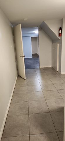 For Lease - 3443 Queenston Drive Unit# Lower, Mississauga, Ontario - Photo 2