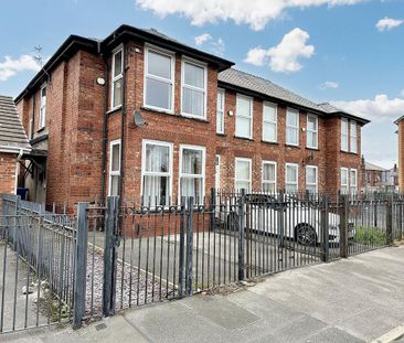 2 bedroom semi-detached house to rent - Photo 6