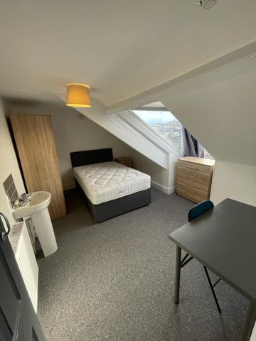 10 bedroom house share to rent - Photo 5