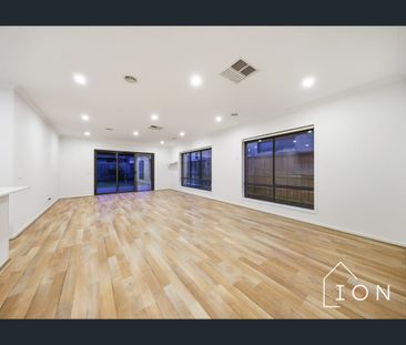 I O N | TWENTY-8 | KERNOT | PARADE - Photo 2