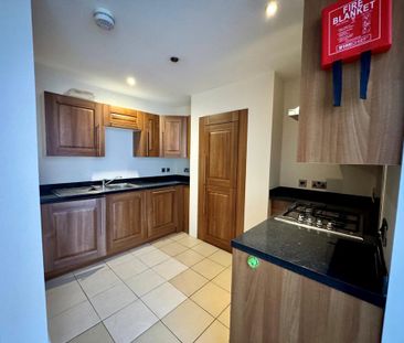 1 bedroom flat to rent - Photo 4