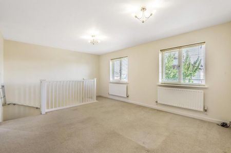 3 bedroom coach house to rent - Photo 5