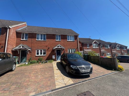 St. Johns Street, Aylesbury - Photo 1