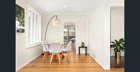 Renovated Family Residence with Exceptional Space & Comfort - Photo 3