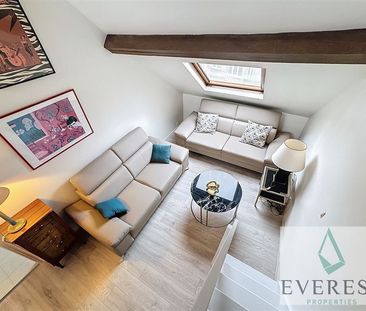 Châtelain! Beau Duplex Meublé 1 chambre - Photo 3