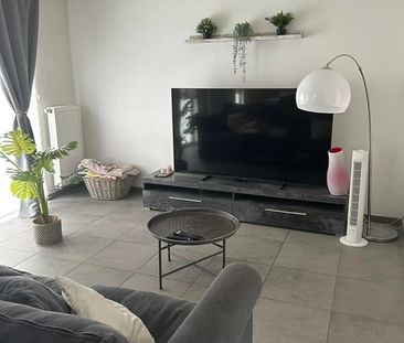Appartement te huur - foto 3