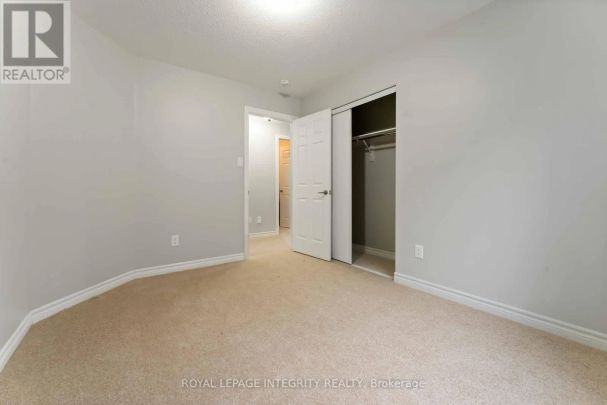 408 APHELION CRESCENT - Photo 1