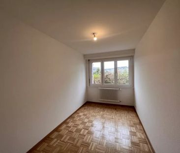 Appartement entièrement rénové de 3.5 pièces au 1er étage - Foto 1