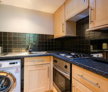 1 bedroom house to rent - Photo 2