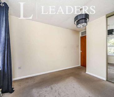 Springdon Court, Bedford, MK42 - Photo 5